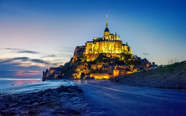 Nuit Maree Basse Mont Saint Michel Scaled